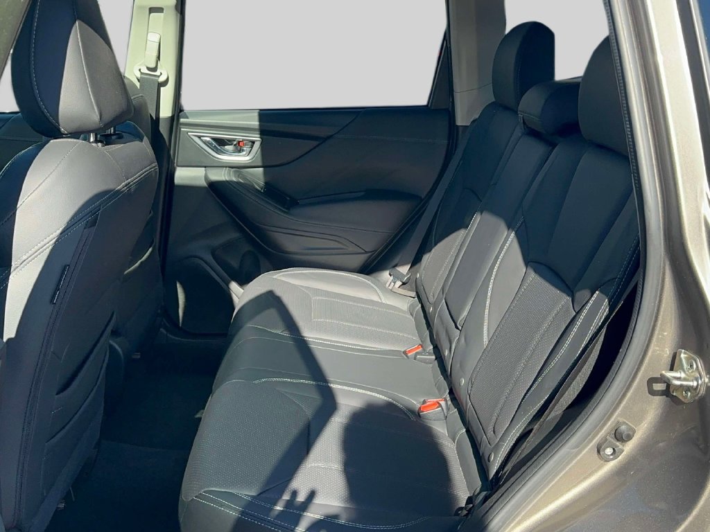 Used 2019 Subaru Forester Limited AWD/4WD image 12