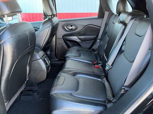 Used 2022 Jeep Cherokee Limited w/ Elite Package image 37