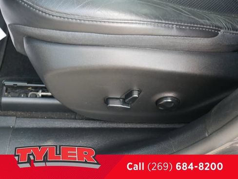 Used 2021 Jeep Cherokee Limited AWD/4WD image 22