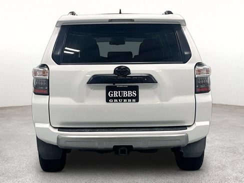 Used 2019 Toyota 4Runner TRD Off-Road Premium AWD/4WD image 4