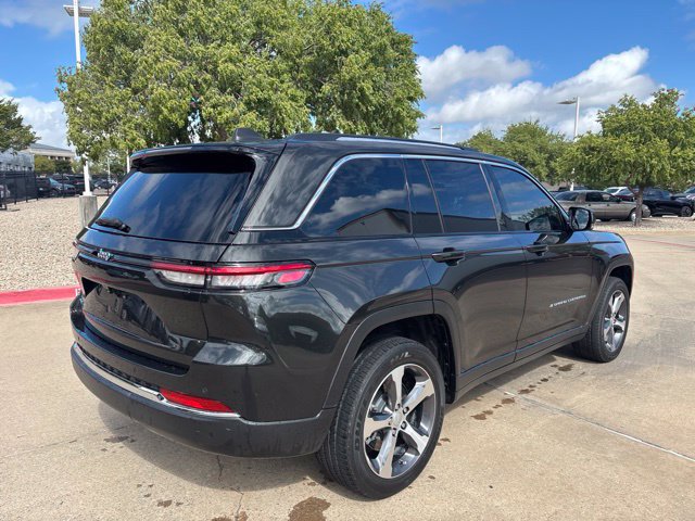 Used 2023 Jeep Grand Cherokee 4WD 4xe image 5