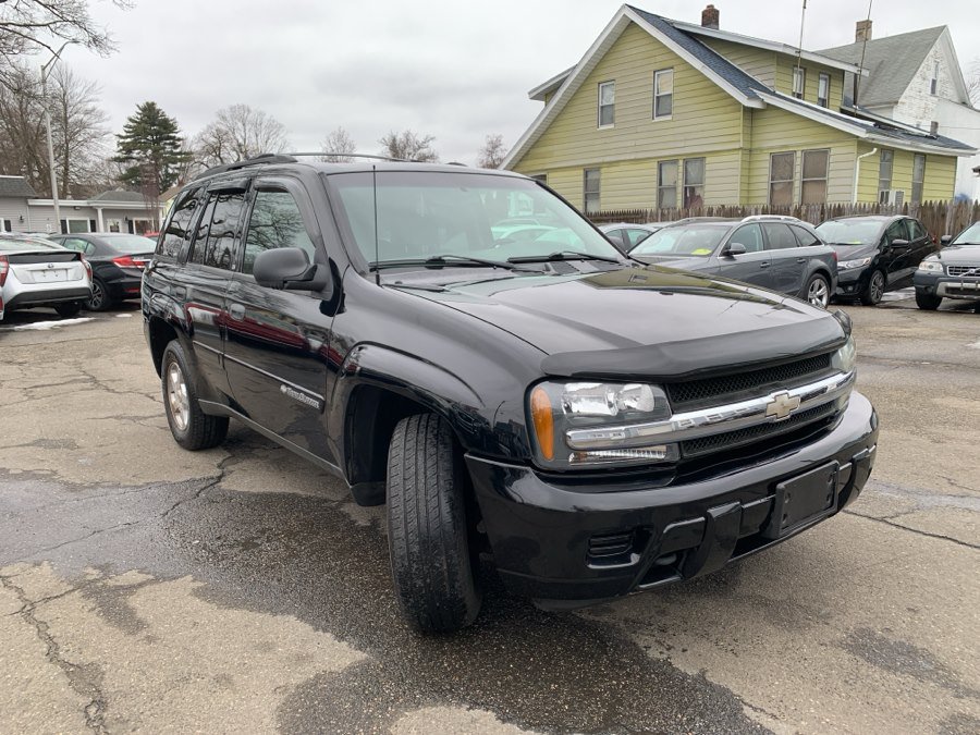 Used 2002 Chevrolet TrailBlazer LS w/ Preferred Equipment Group AWD/4WD image 3