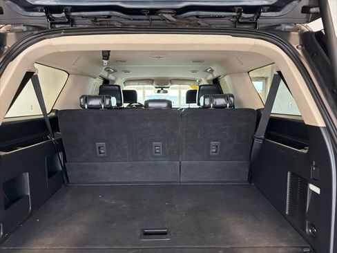 Used 2022 Ford Expedition Max XLT image 18