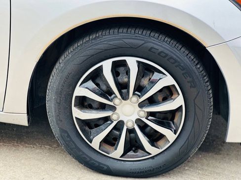 Used 2012 Honda Accord LX image 5