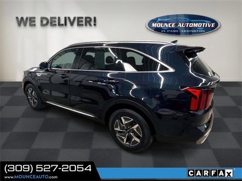 Used 2022 Kia Sorento S image 17