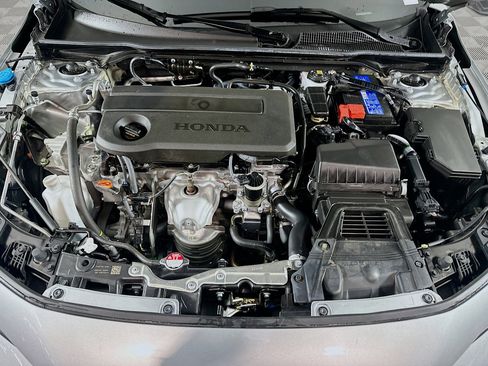 Used 2025 Honda Civic Sport image 32