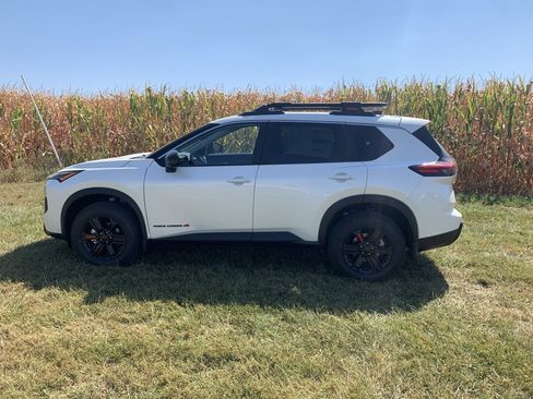New 2026 Nissan Rogue SV w/ Rock Creek Premium Package image 8