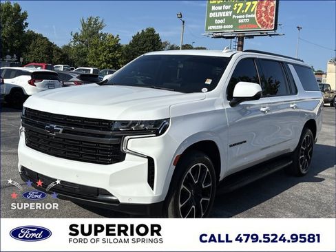 Used 2022 Chevrolet Suburban RST w/ Luxury Package AWD/4WD image 11