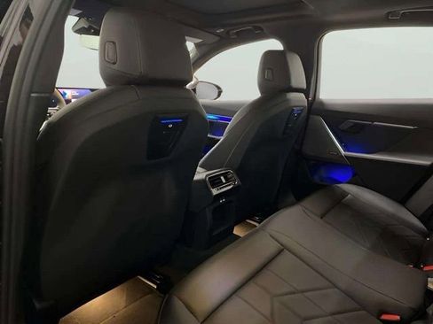 Used 2025 BMW i5 eDrive40i image 60