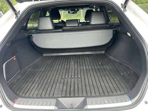 Used 2023 Toyota Venza Limited AWD/4WD image 36