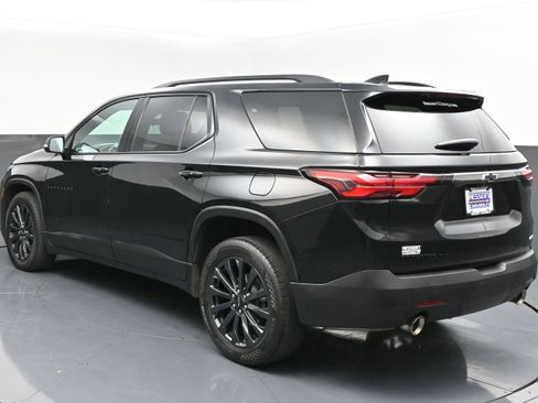 Used 2023 Chevrolet Traverse RS image 5