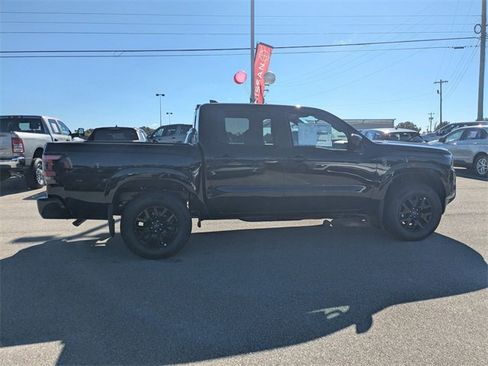 New 2026 Nissan Frontier SV w/ Tow Package image 2