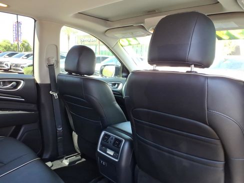 Used 2020 INFINITI QX60 Luxe w/ Essential Package image 13