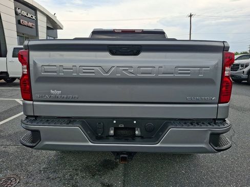 Used 2023 Chevrolet Silverado 1500 Custom AWD/4WD image 5
