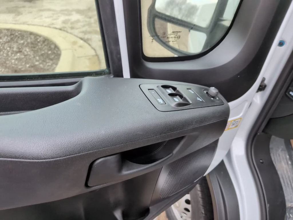 New 2026 RAM ProMaster 2500 w/ Premium Convenience Group FWD image 23