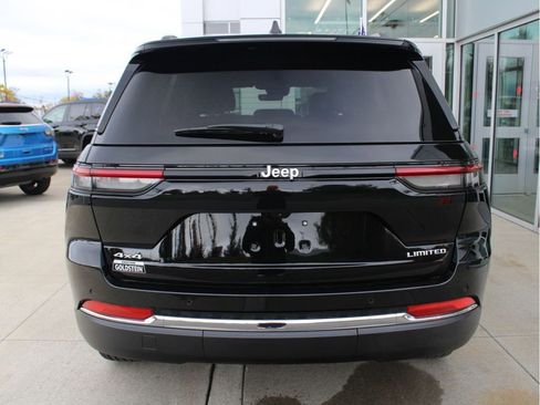 New 2025 Jeep Grand Cherokee Limited w/ Trailer Tow Package image 7