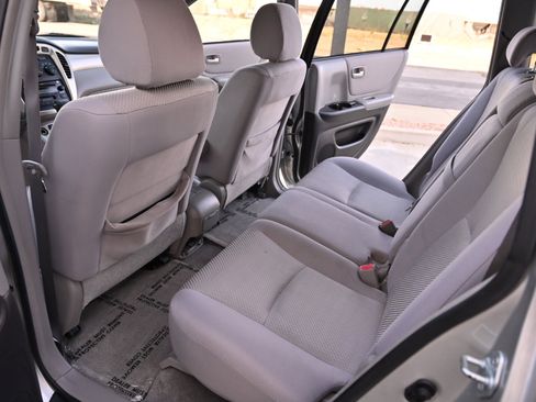 Used 2006 Toyota Highlander Sport FWD image 13