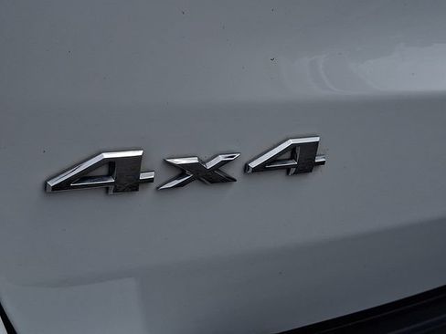 Used 2020 Jeep Grand Cherokee Laredo AWD/4WD image 27