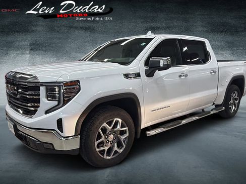 Used 2023 GMC Sierra 1500 SLT image 2