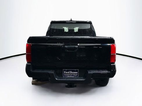 Used 2024 Toyota Tacoma TRD Off-Road image 8