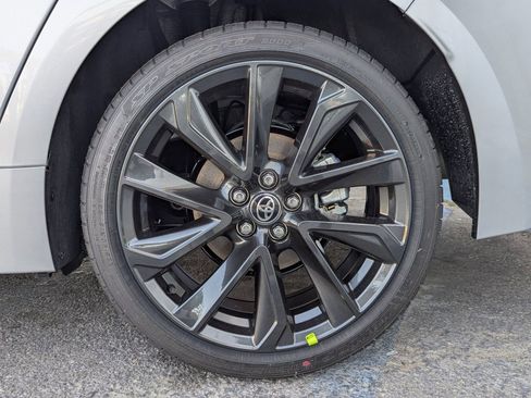 New 2025 Toyota Corolla SE image 8