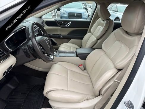Used 2020 Lincoln Continental AWD w/ Convenience Package image 14
