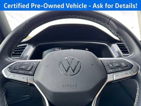 Certified 2023 Volkswagen Tiguan SE w/ Panoramic Sunroof Package AWD/4WD image 18