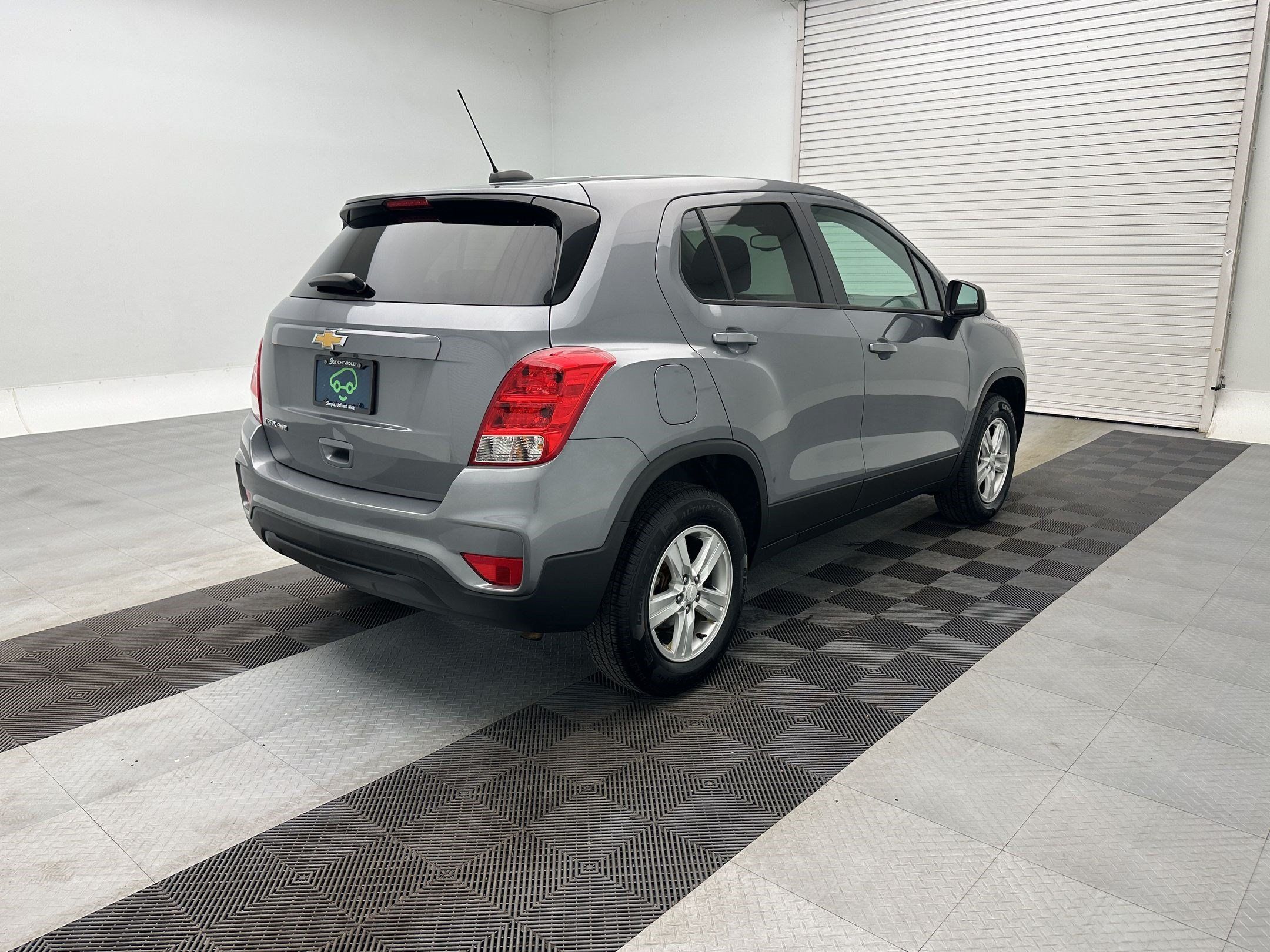 Certified 2020 Chevrolet Trax LS w/ Tint and Cruise Package AWD/4WD image 9