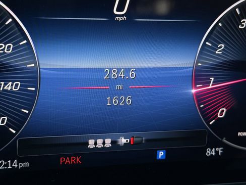 Certified 2025 Mercedes-Benz GLA 250 image 3