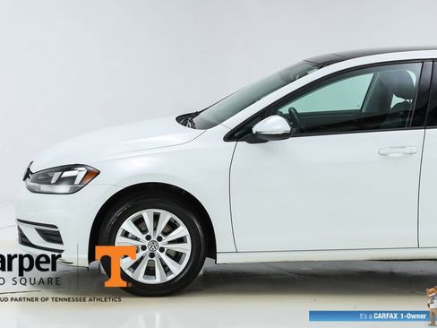 Used 2020 Volkswagen Golf 4-Door image 3