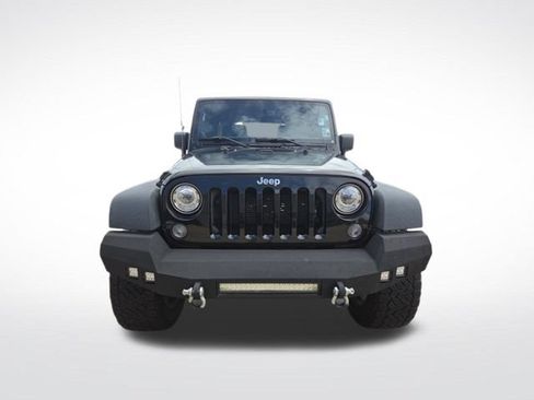 Used 2014 Jeep Wrangler Unlimited Rubicon w/ Connectivity Group AWD/4WD image 2