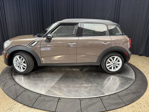 Used 2011 MINI Cooper Countryman image 12