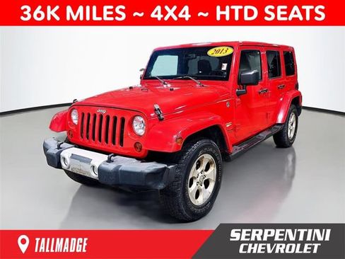 Used 2013 Jeep Wrangler Unlimited Sahara w/ Connectivity Group AWD/4WD image 1