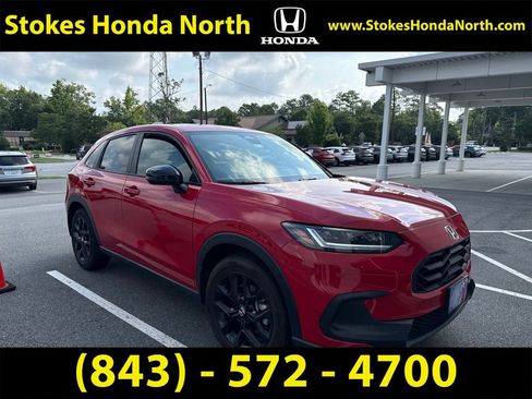 Used 2025 Honda HR-V Sport image 2