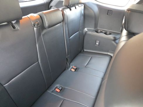 Certified 2026 Toyota Highlander XLE image 17