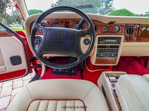 Used 1993 Rolls-Royce Silver Spur II image 24
