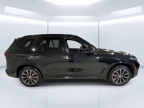 Used 2026 BMW X5 xDrive40i w/ M Sport Package AWD/4WD image 8