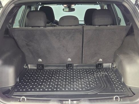 Used 2025 Jeep Compass Sport image 18