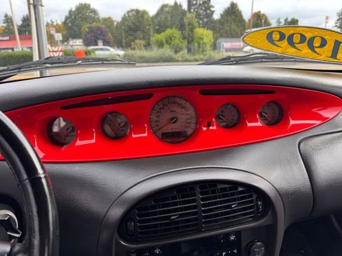 Used 1999 Plymouth Prowler Base image 21