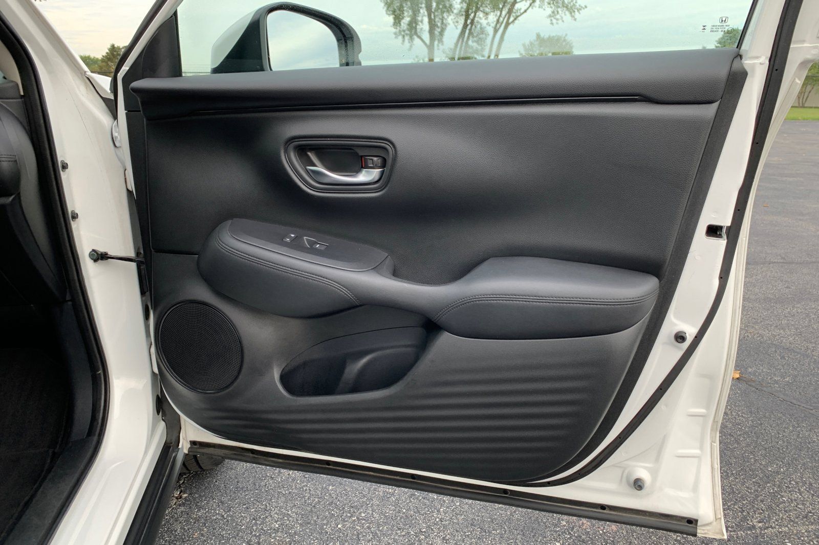 Certified 2024 Honda HR-V LX image 22