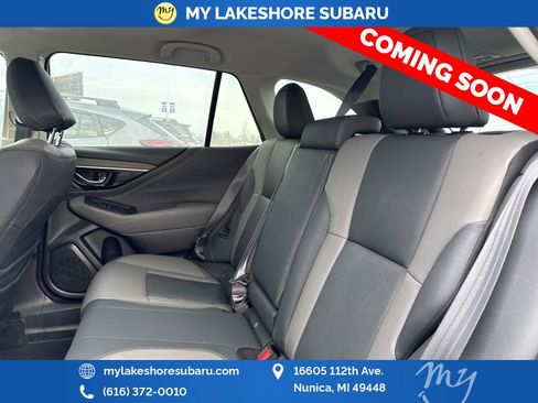 Used 2025 Subaru Outback Onyx Edition image 11
