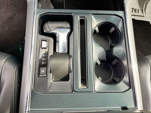 Used 2022 Ford F150 Lariat AWD/4WD image 34