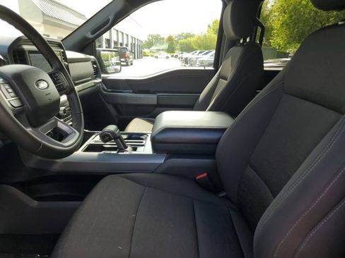 Used 2025 Ford F150 XLT w/ Equipment Group 301A Standard AWD/4WD image 19