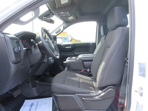 Used 2025 Chevrolet Silverado 1500 W/T image 14