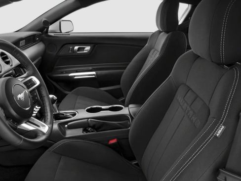 Used 2022 Ford Mustang GT w/ Black Accent Package RWD image 5