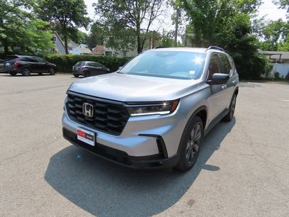 New 2025 Honda Pilot Sport
