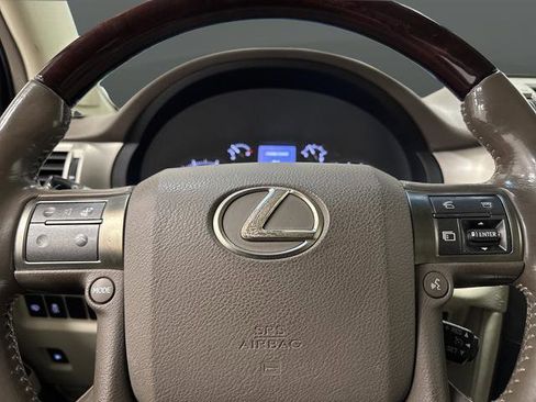 Used 2016 Lexus GX 460 w/ Premium Package image 16