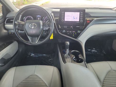 Used 2023 Toyota Camry SE FWD image 17