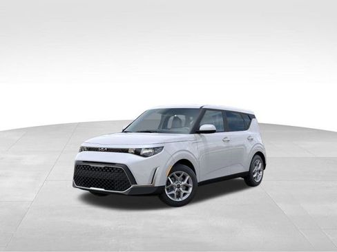 New 2025 Kia Soul LX w/ LX Technology Package image 1