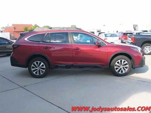Used 2022 Subaru Outback Premium AWD/4WD image 33